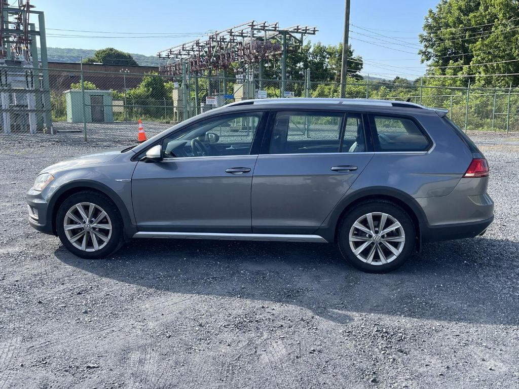 used 2017 Volkswagen Golf Alltrack car, priced at $14,995