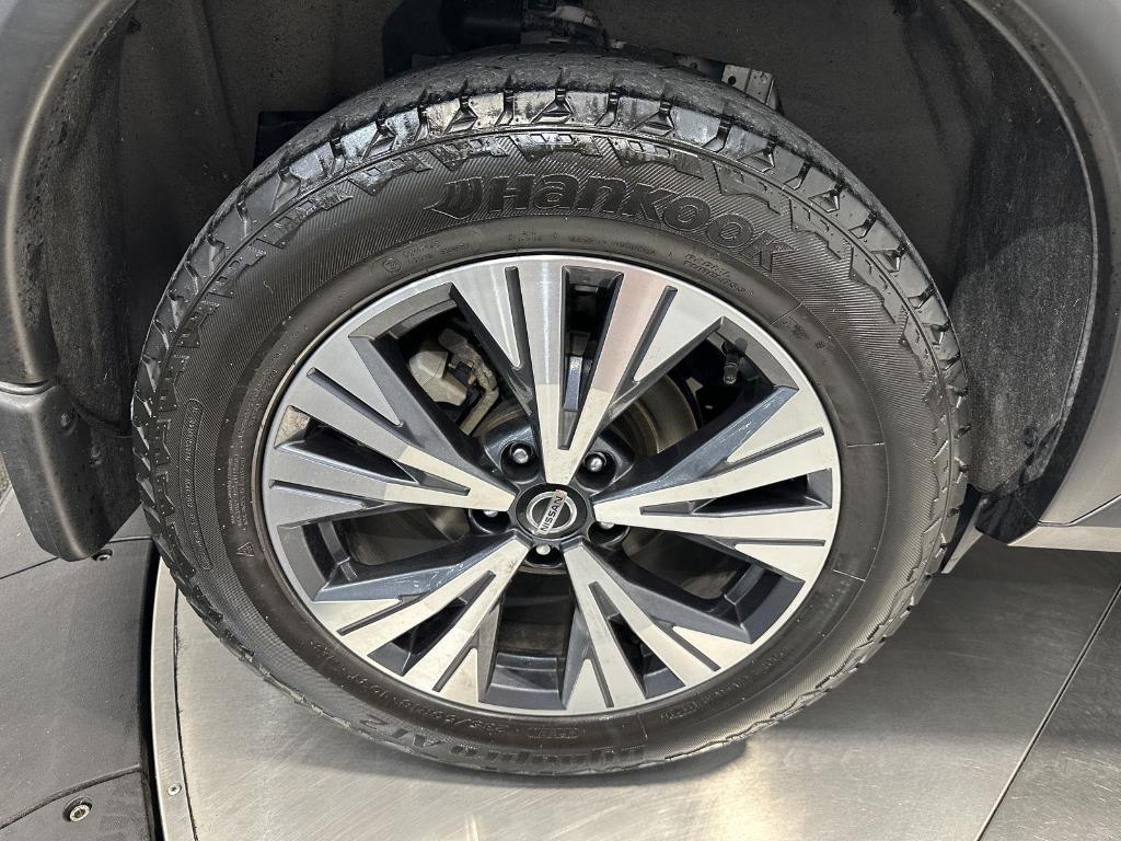used 2021 Nissan Rogue car, priced at $22,995