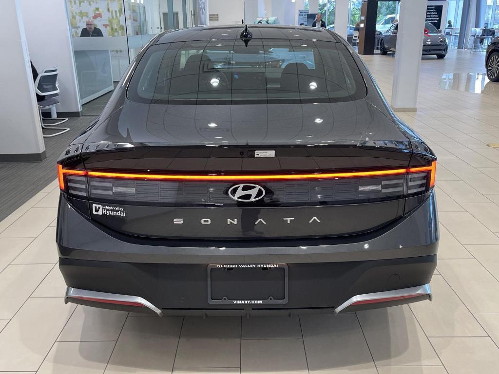 new 2025 Hyundai Sonata car, priced at $27,679