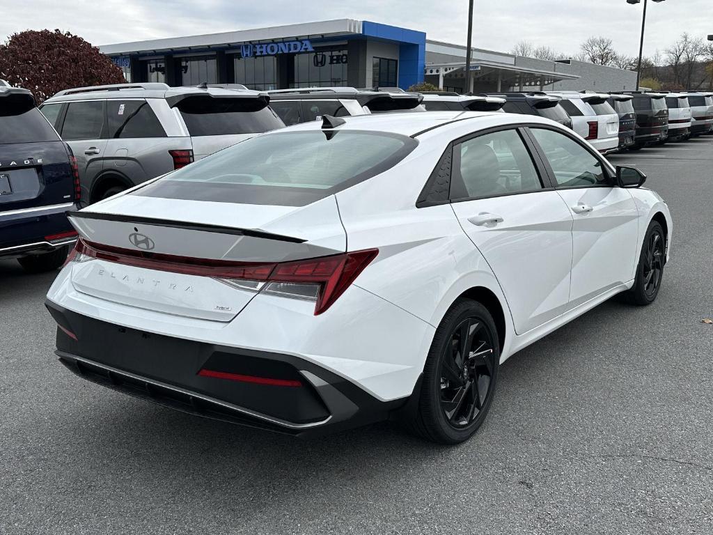 new 2026 Hyundai ELANTRA HEV car, priced at $29,221