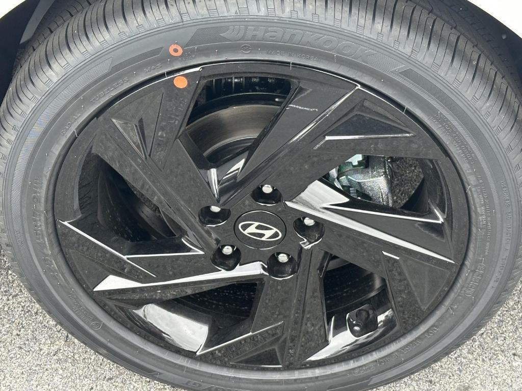 new 2026 Hyundai ELANTRA HEV car, priced at $29,221