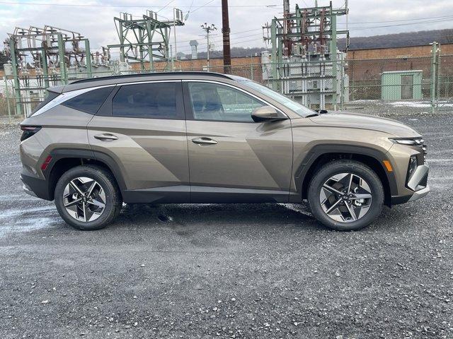 new 2025 Hyundai Tucson Hybrid car, priced at $38,315