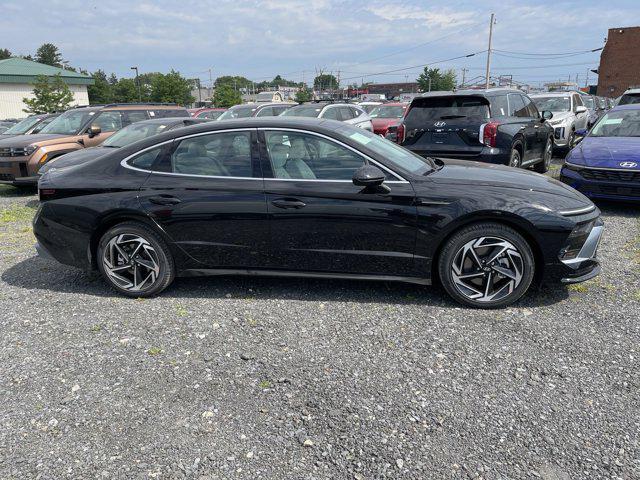 new 2024 Hyundai Sonata car, priced at $32,265