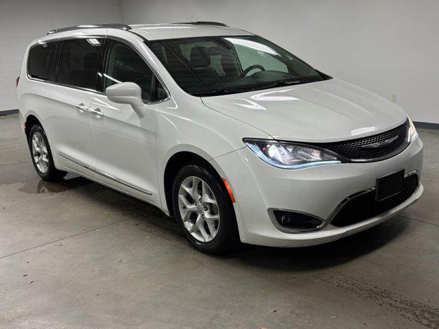 used 2017 Chrysler Pacifica car, priced at $13,498