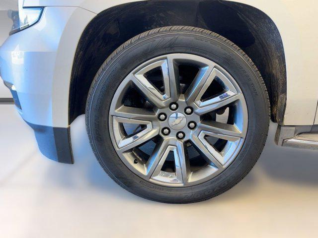 used 2015 Chevrolet Suburban car, priced at $9,999