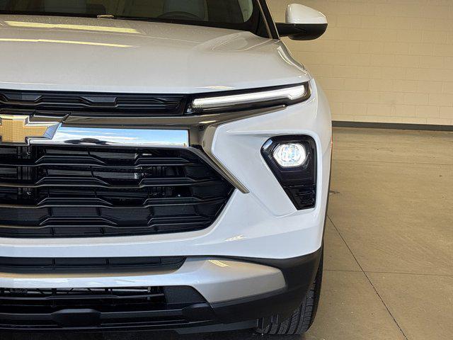 new 2026 Chevrolet TrailBlazer car, priced at $27,921
