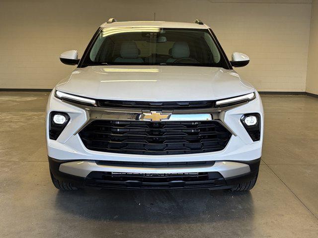 new 2026 Chevrolet TrailBlazer car, priced at $27,921