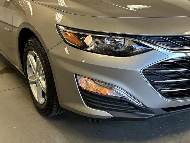 new 2025 Chevrolet Malibu car, priced at $25,992