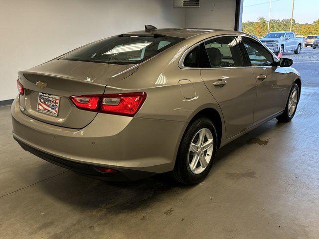 new 2025 Chevrolet Malibu car, priced at $25,992