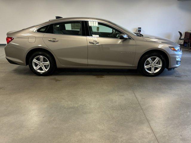 new 2025 Chevrolet Malibu car, priced at $25,992