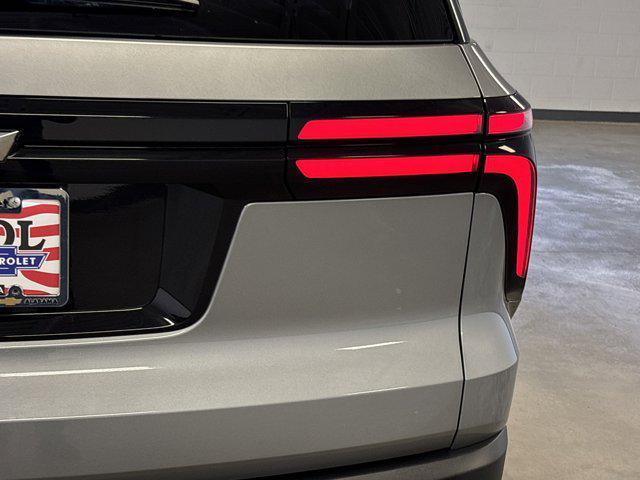 new 2025 Chevrolet Traverse car, priced at $42,691