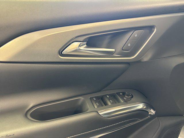 new 2025 Chevrolet Traverse car, priced at $42,691