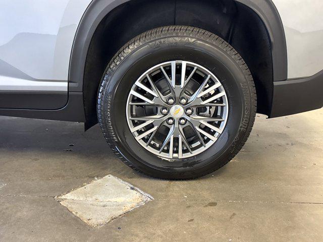 new 2025 Chevrolet Traverse car, priced at $42,691