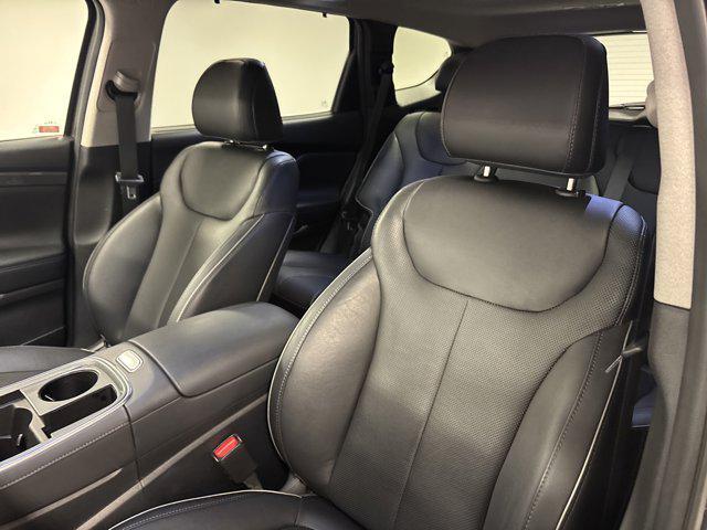 used 2023 Hyundai Santa Fe car, priced at $27,999