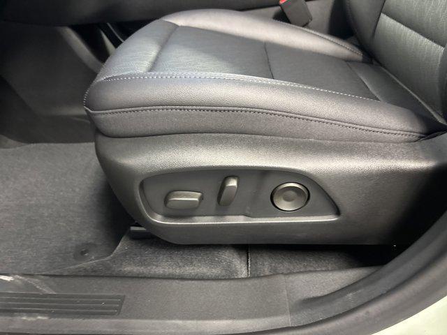 new 2026 Chevrolet Equinox car, priced at $31,591