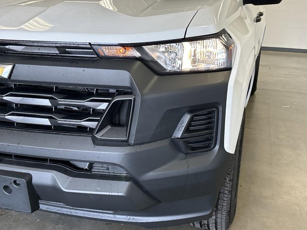 new 2024 Chevrolet Colorado car, priced at $33,393