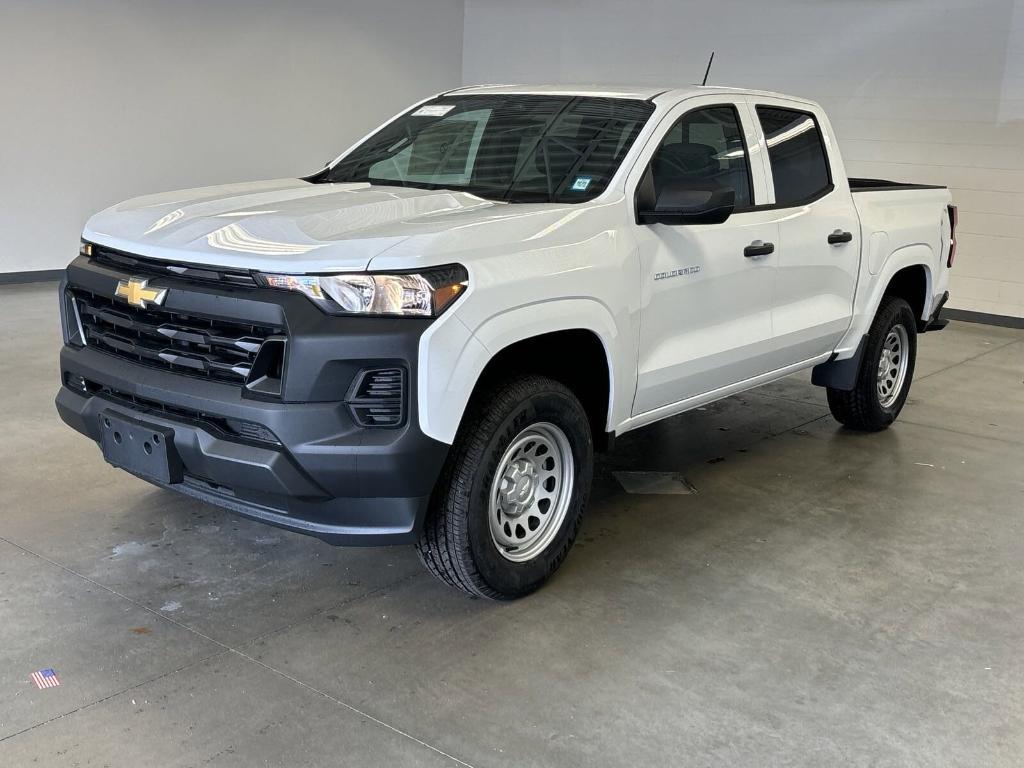 new 2024 Chevrolet Colorado car, priced at $33,393