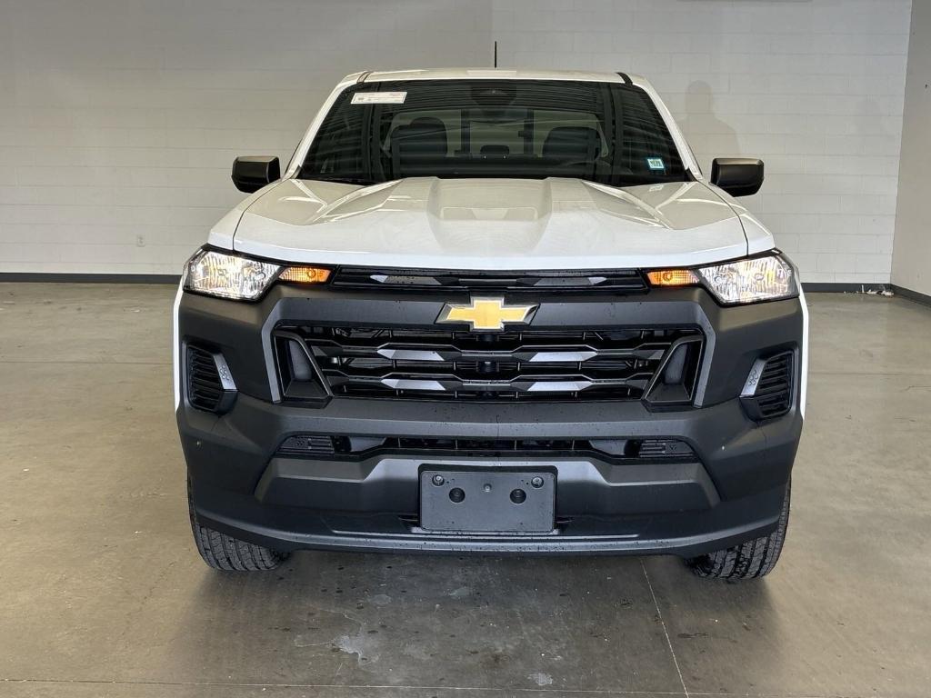 new 2024 Chevrolet Colorado car, priced at $33,393