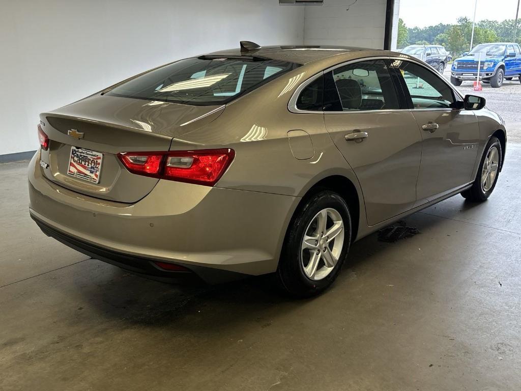 new 2025 Chevrolet Malibu car, priced at $26,192