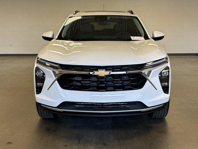 new 2025 Chevrolet Trax car, priced at $25,371