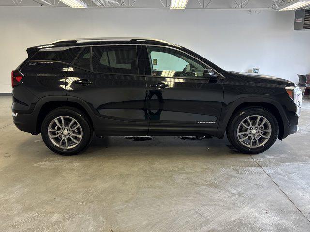 used 2024 GMC Terrain car, priced at $25,999