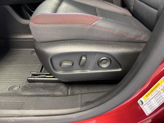 used 2025 Chevrolet Equinox car, priced at $34,999