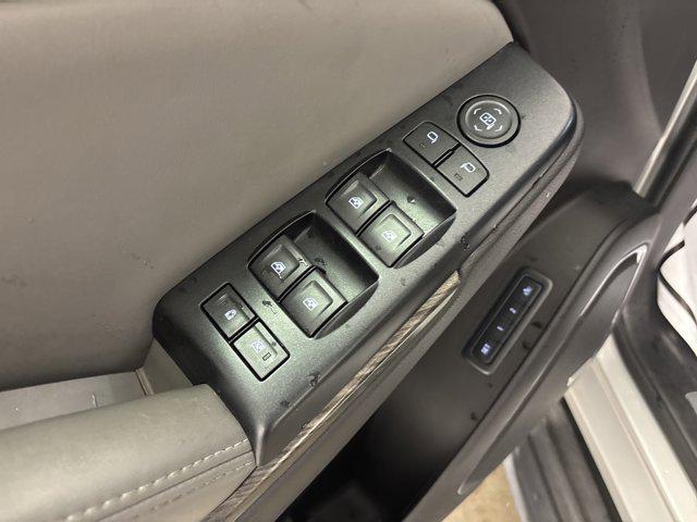 used 2015 Chevrolet Suburban car, priced at $12,999