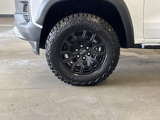 new 2025 Chevrolet Colorado car, priced at $44,701