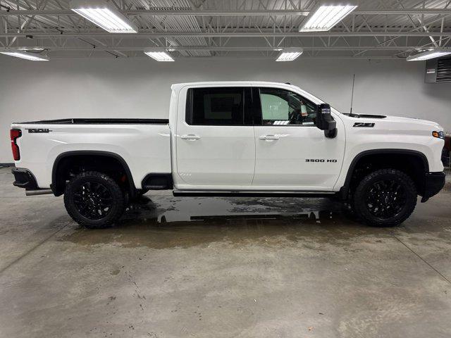 new 2025 Chevrolet Silverado 3500 car, priced at $85,721