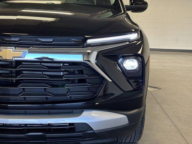 new 2026 Chevrolet TrailBlazer car, priced at $27,921