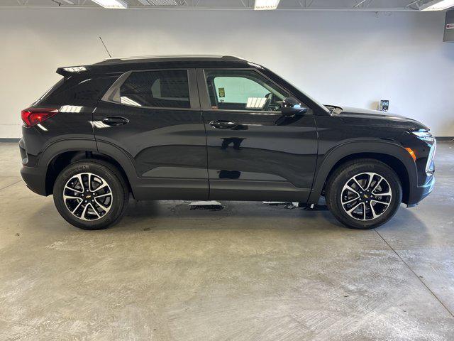 new 2026 Chevrolet TrailBlazer car, priced at $27,921