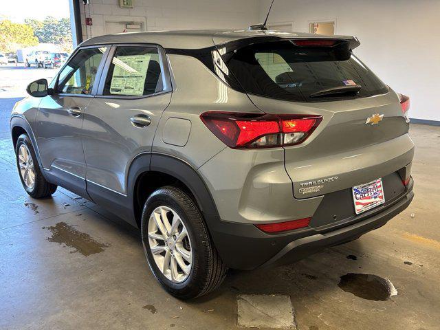 new 2025 Chevrolet TrailBlazer car, priced at $23,991