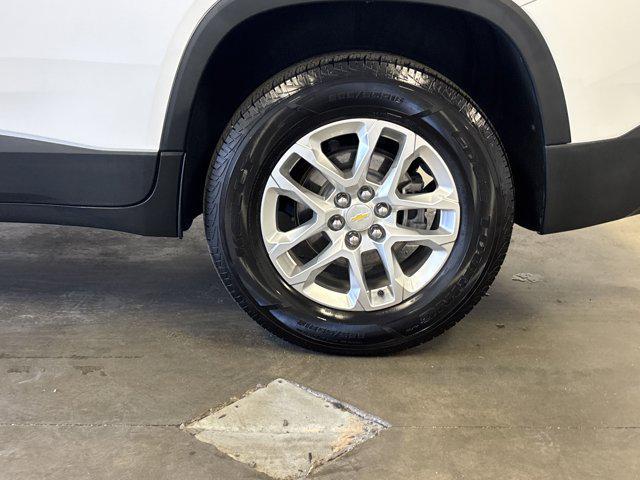 used 2021 Chevrolet Traverse car, priced at $26,499