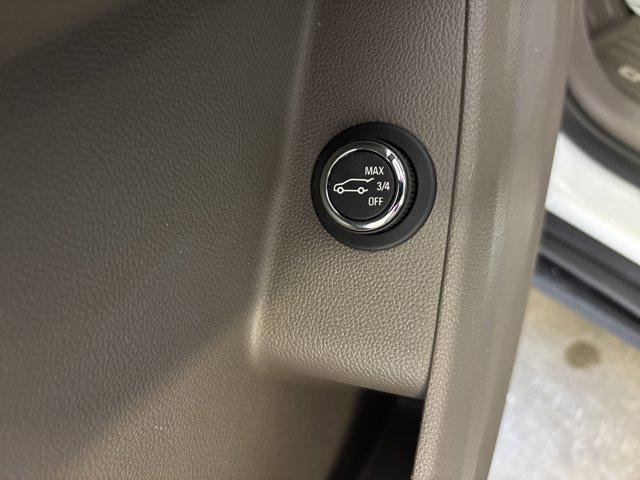 used 2021 Chevrolet Traverse car, priced at $26,499