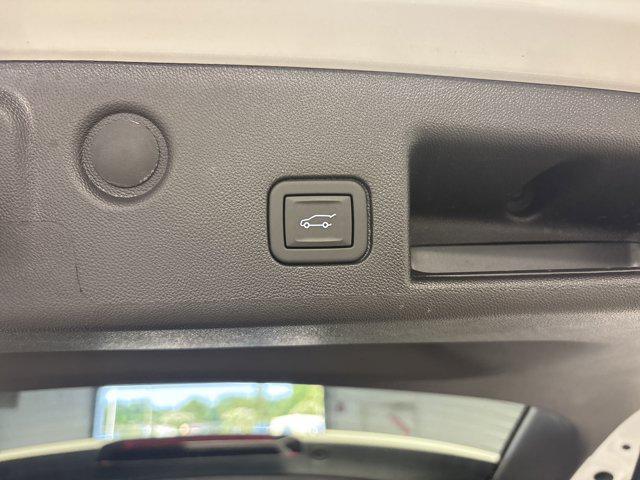 used 2024 Chevrolet Equinox car, priced at $29,999