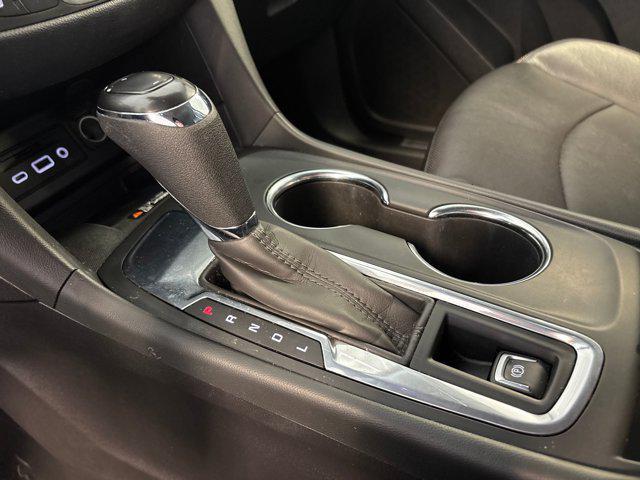 used 2021 Chevrolet Equinox car, priced at $22,499
