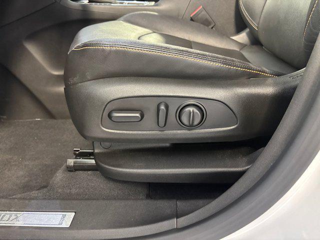 used 2021 Chevrolet Equinox car, priced at $22,499
