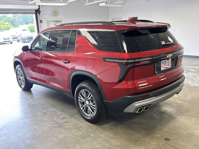 used 2024 Chevrolet Traverse car, priced at $38,999
