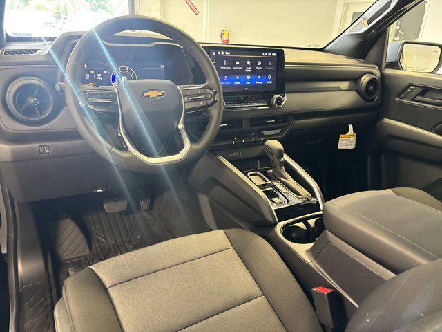 new 2025 Chevrolet Colorado car, priced at $32,552