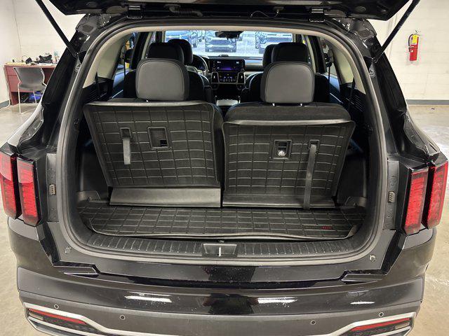 used 2022 Kia Sorento Hybrid car, priced at $27,999