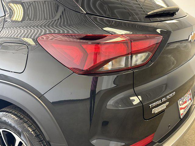 new 2026 Chevrolet TrailBlazer car, priced at $27,921