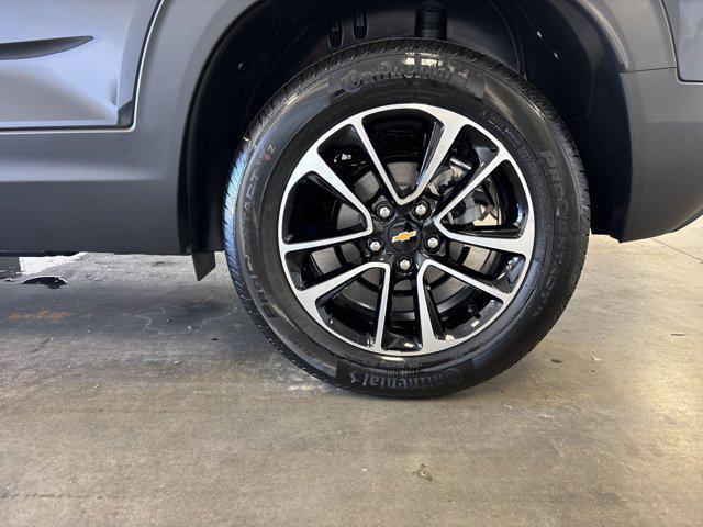 new 2026 Chevrolet TrailBlazer car, priced at $27,921