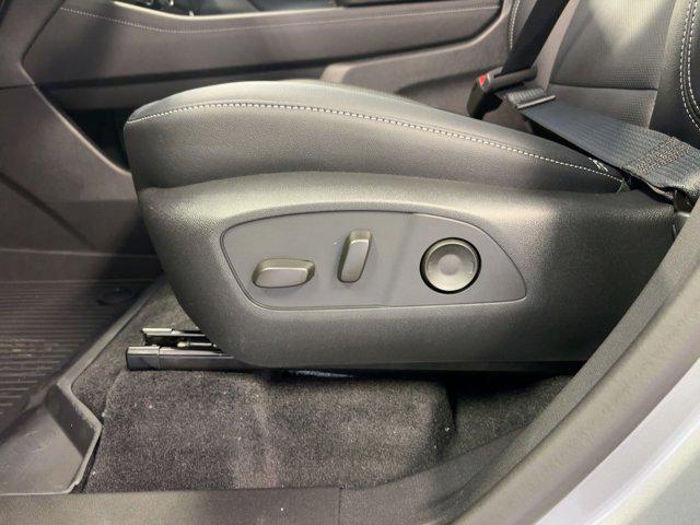 new 2026 Chevrolet Traverse car, priced at $45,841