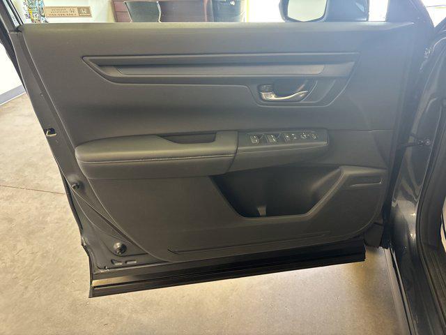 used 2023 Honda CR-V car, priced at $30,498