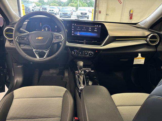 new 2025 Chevrolet Trax car, priced at $24,981