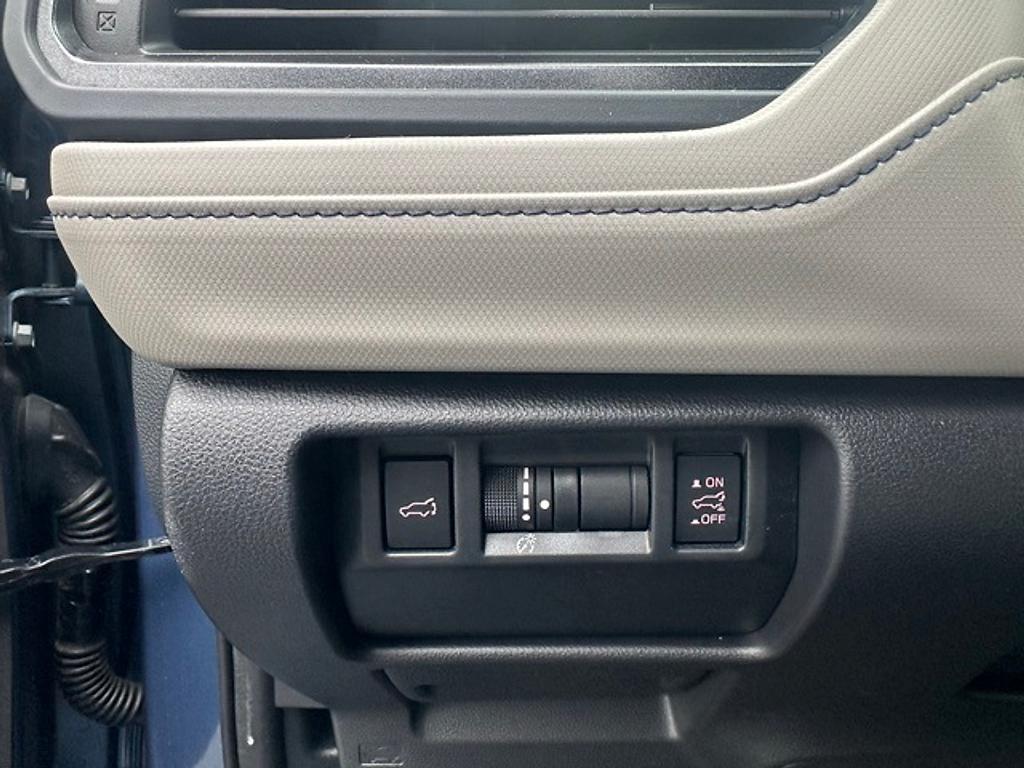 used 2025 Subaru Forester car, priced at $31,999
