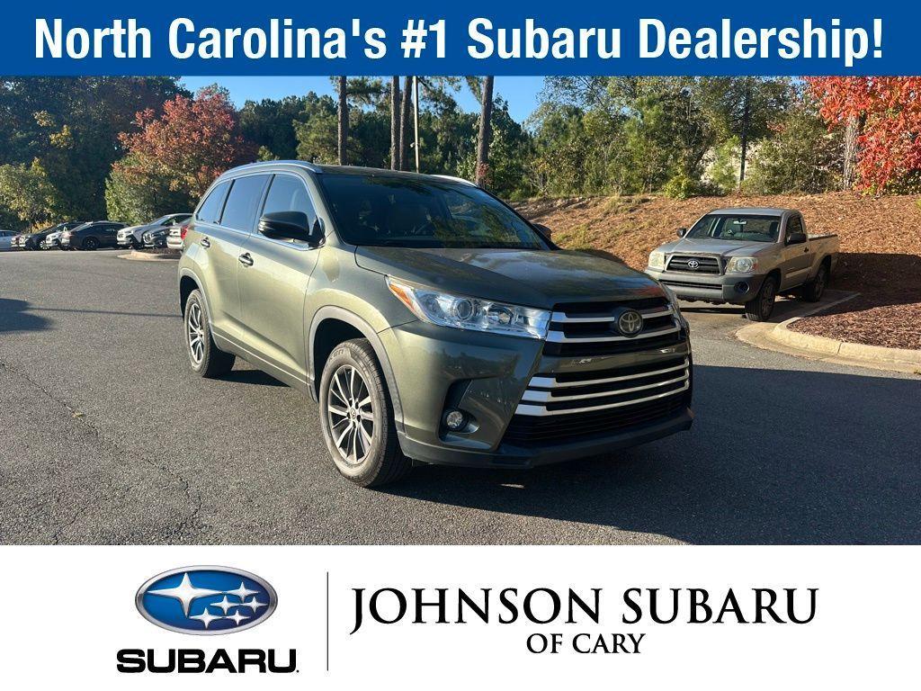 used 2018 Toyota Highlander car, priced at $26,498