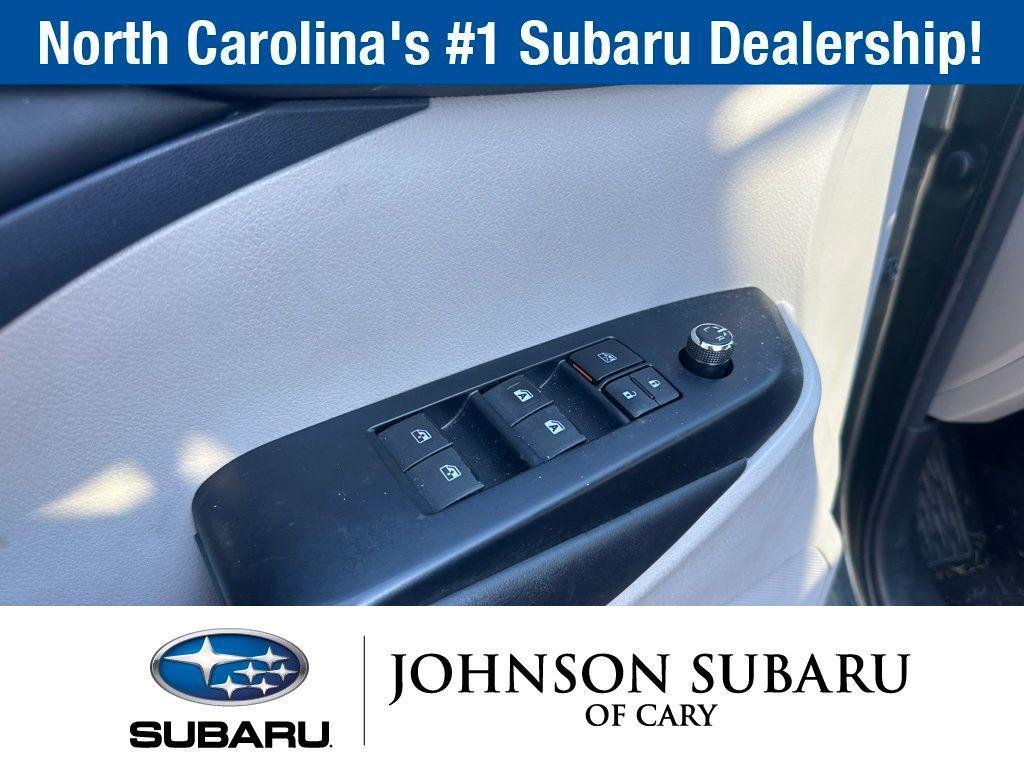 used 2018 Toyota Highlander car, priced at $26,498