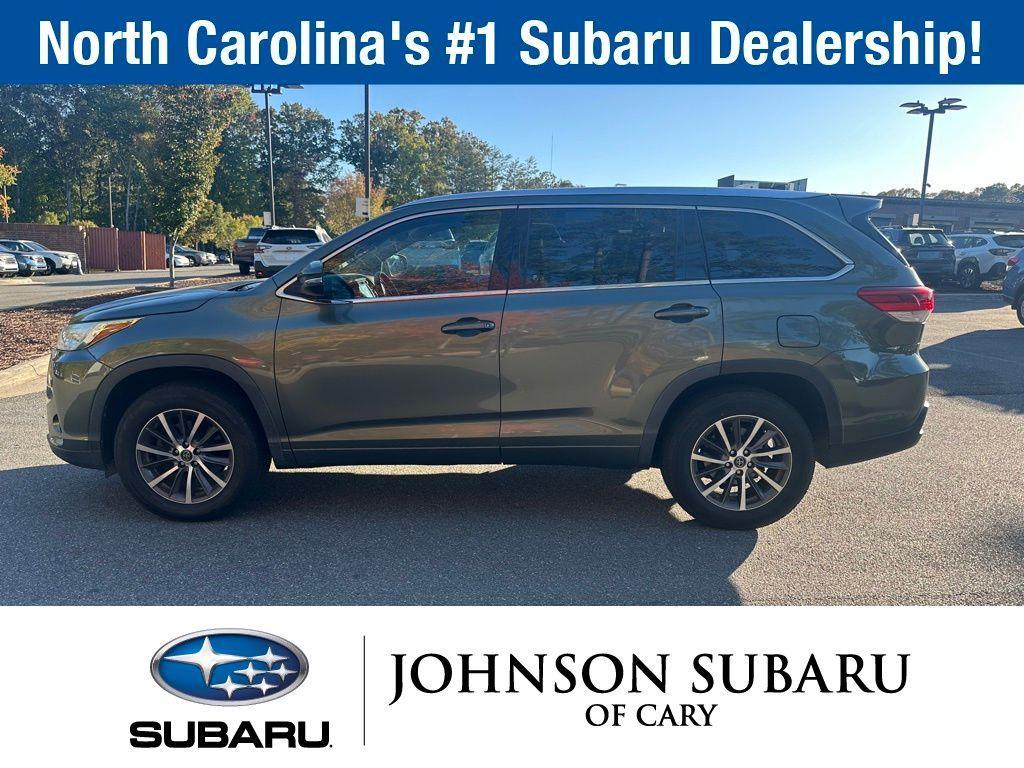 used 2018 Toyota Highlander car, priced at $26,498