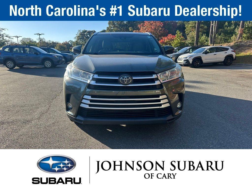 used 2018 Toyota Highlander car, priced at $26,498